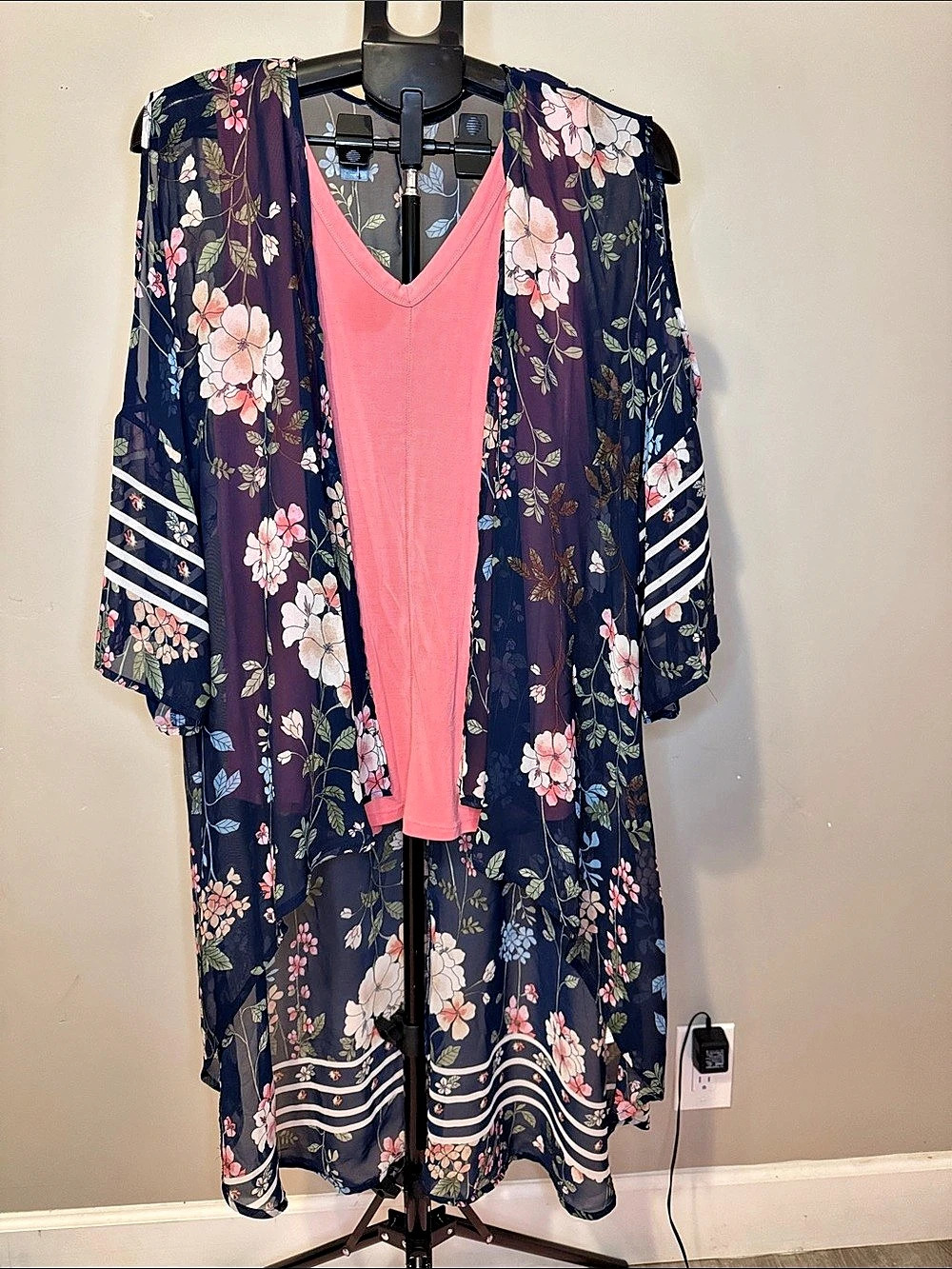 Maurices Floral Kimono Cover-Up in Blue & Pink L/XL